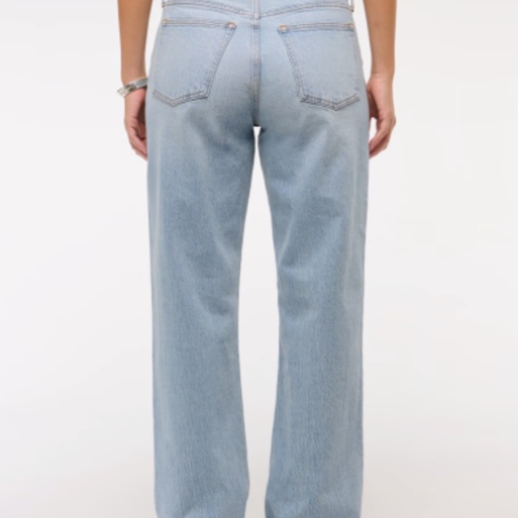 NWT A&F Curve Love Low Rise Baggy Jean - Picture 3 of 10